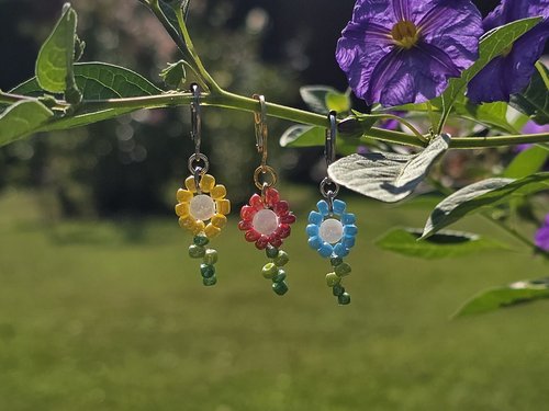 Cheerful Blooms